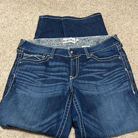 Women’s ariat jeans - Picture 3 of 4